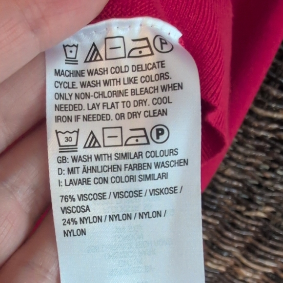 Classy Sweater Bundle x2 Sophisticated Cocktail Modern Gold Faux Leather Martini - Picture 7 of 9